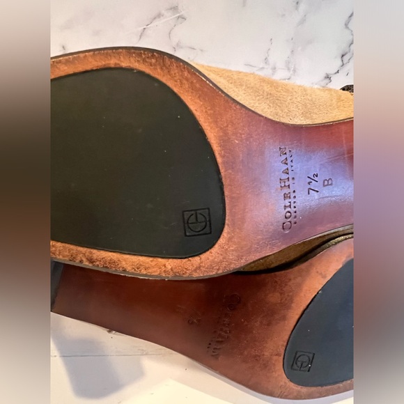 Authentic Cole Haan made in Italy beige suede boots chunky kitten heel Size 7.5 - Picture 8 of 12